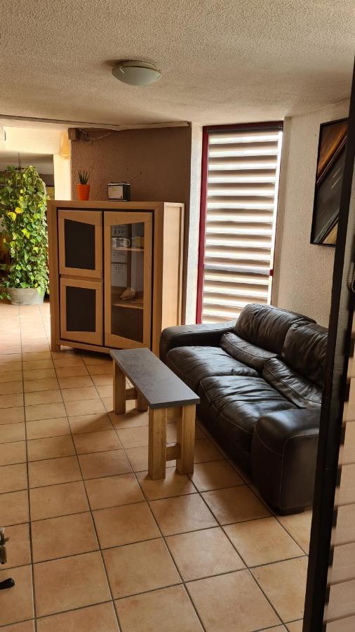 קרקסון Hotel L'Etoile Aeroport - A61 מראה חיצוני תמונה