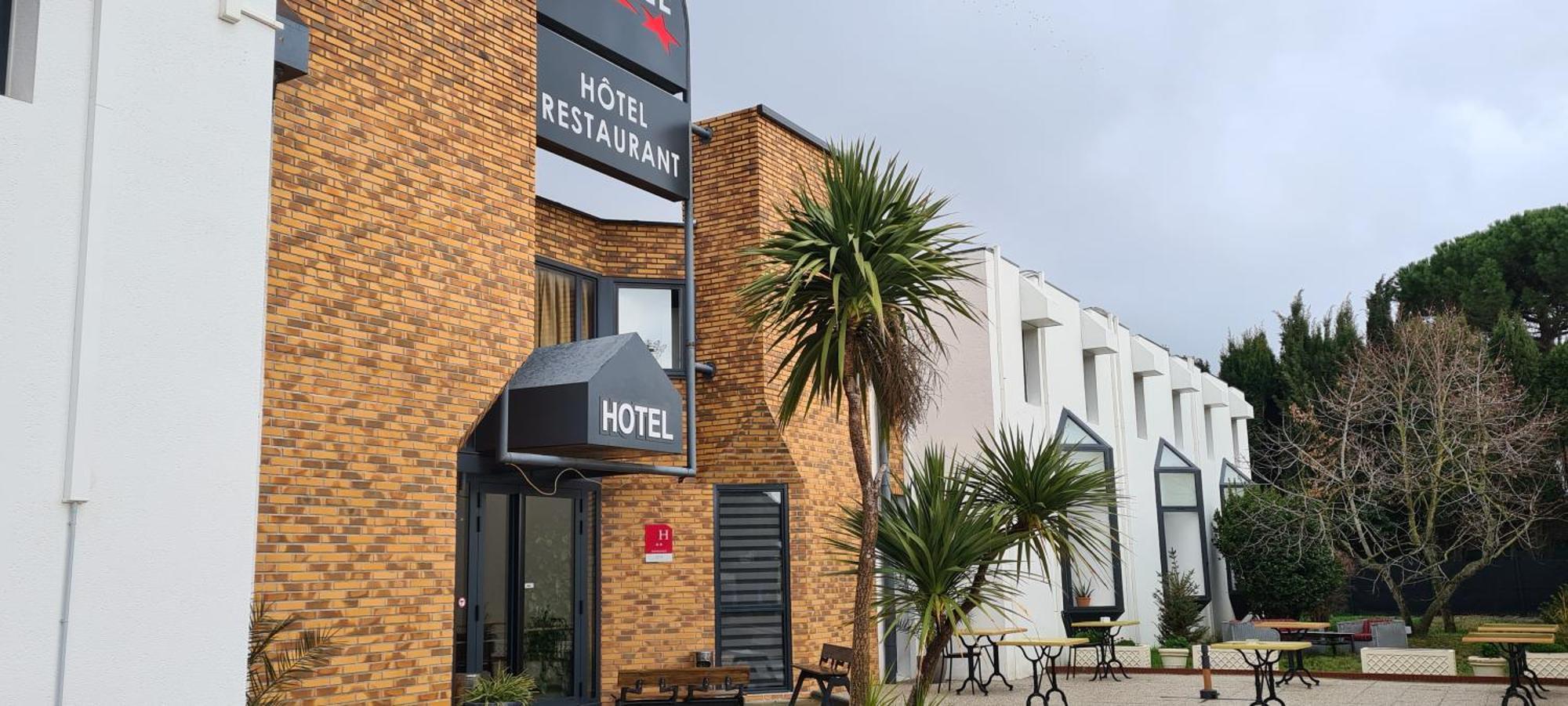 קרקסון Hotel L'Etoile Aeroport - A61 מראה חיצוני תמונה