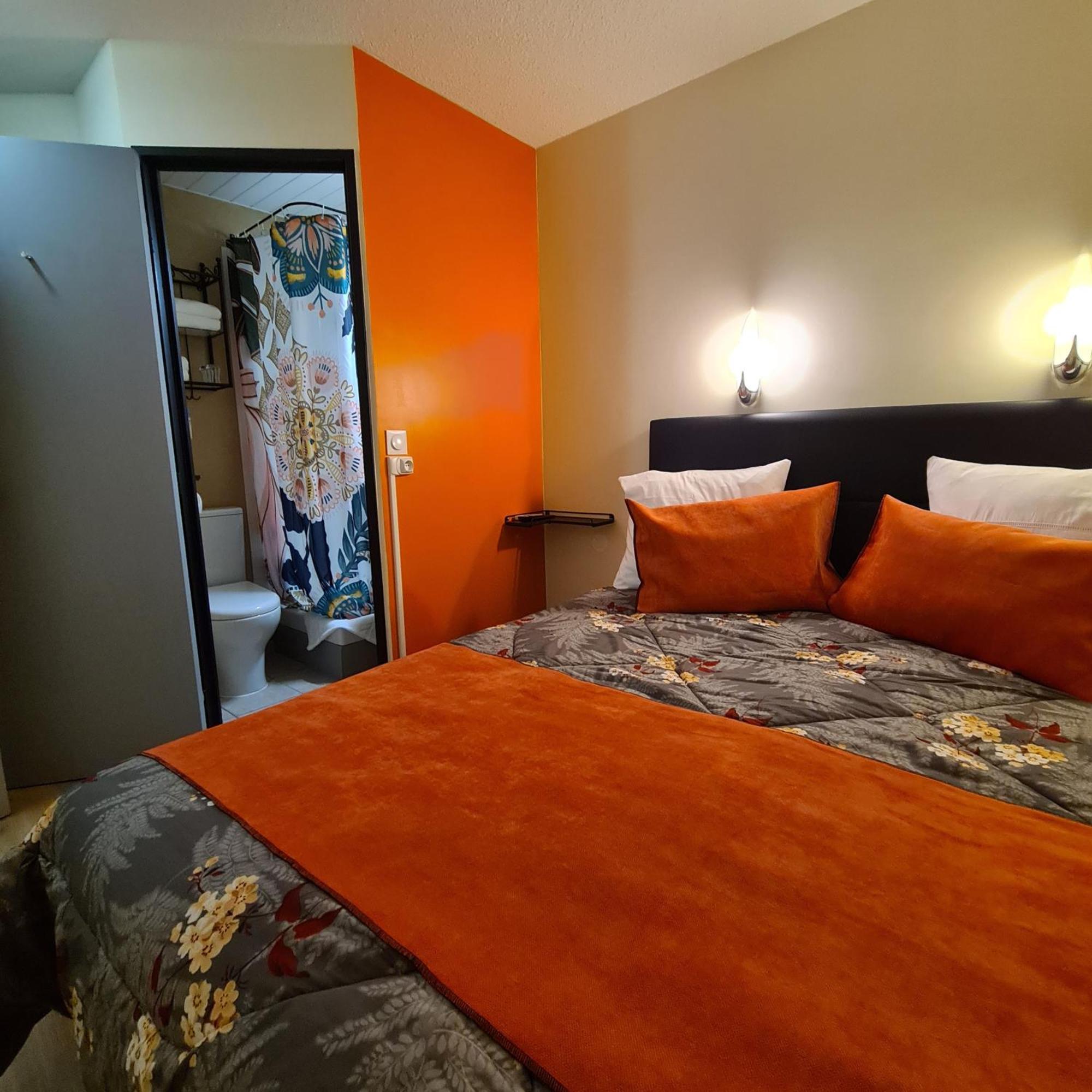 קרקסון Hotel L'Etoile Aeroport - A61 מראה חיצוני תמונה