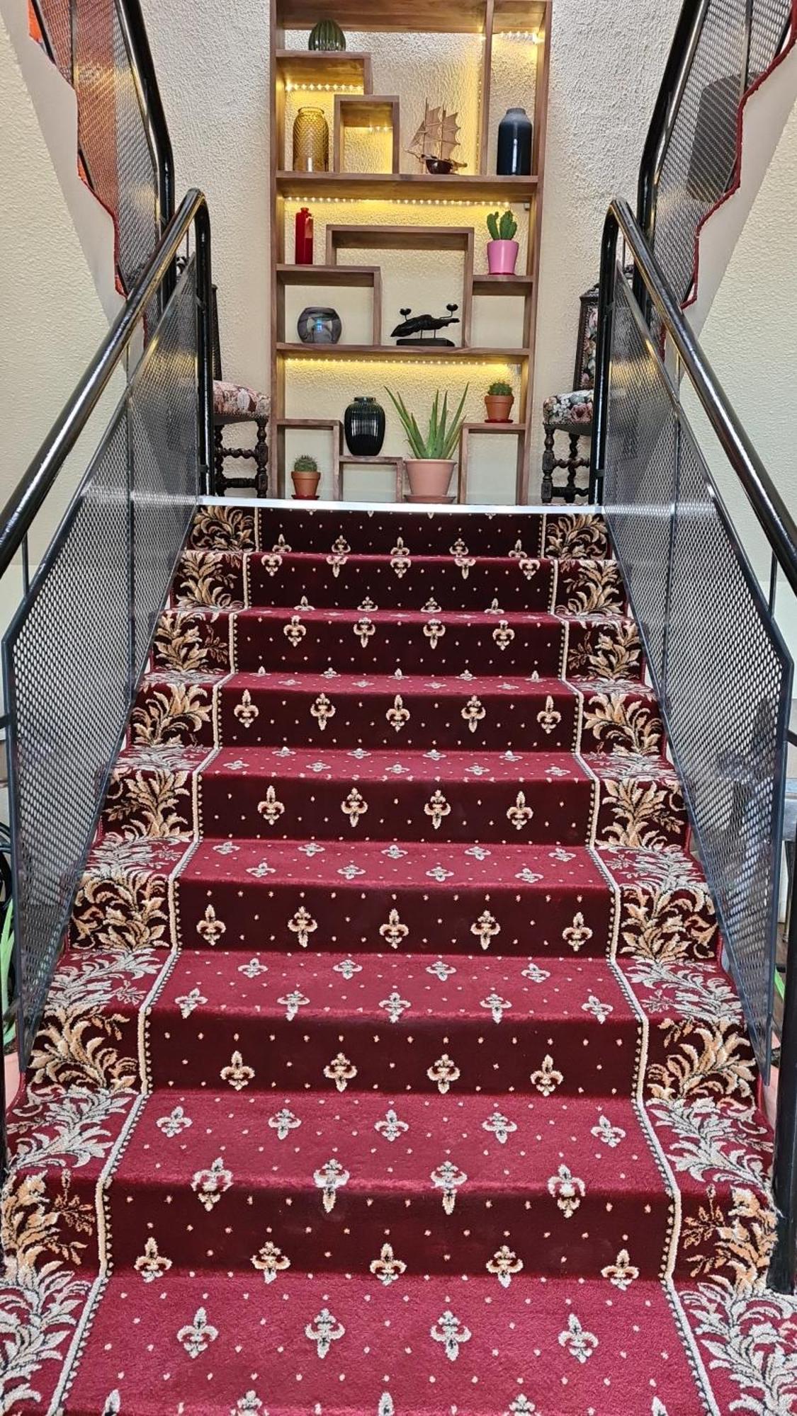 קרקסון Hotel L'Etoile Aeroport - A61 מראה חיצוני תמונה