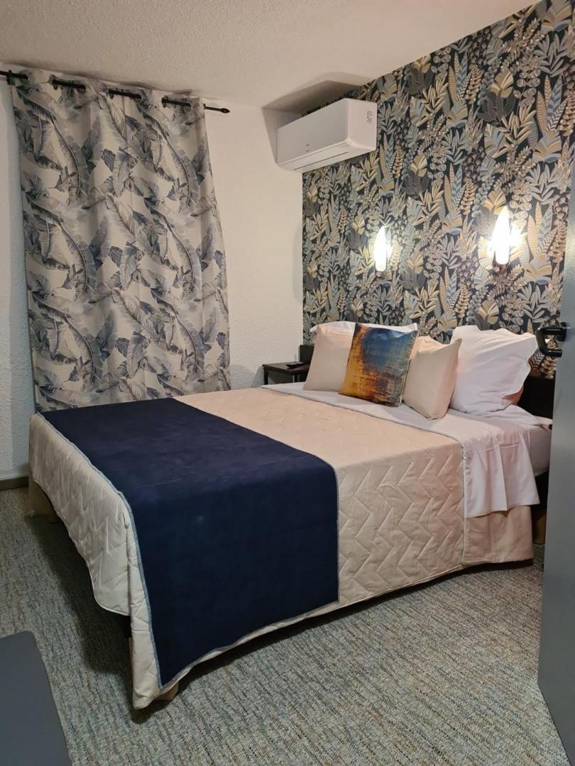 קרקסון Hotel L'Etoile Aeroport - A61 מראה חיצוני תמונה