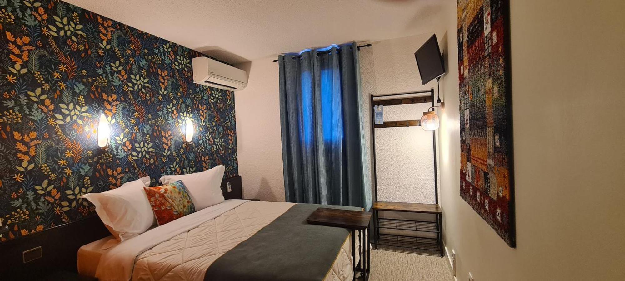 קרקסון Hotel L'Etoile Aeroport - A61 מראה חיצוני תמונה