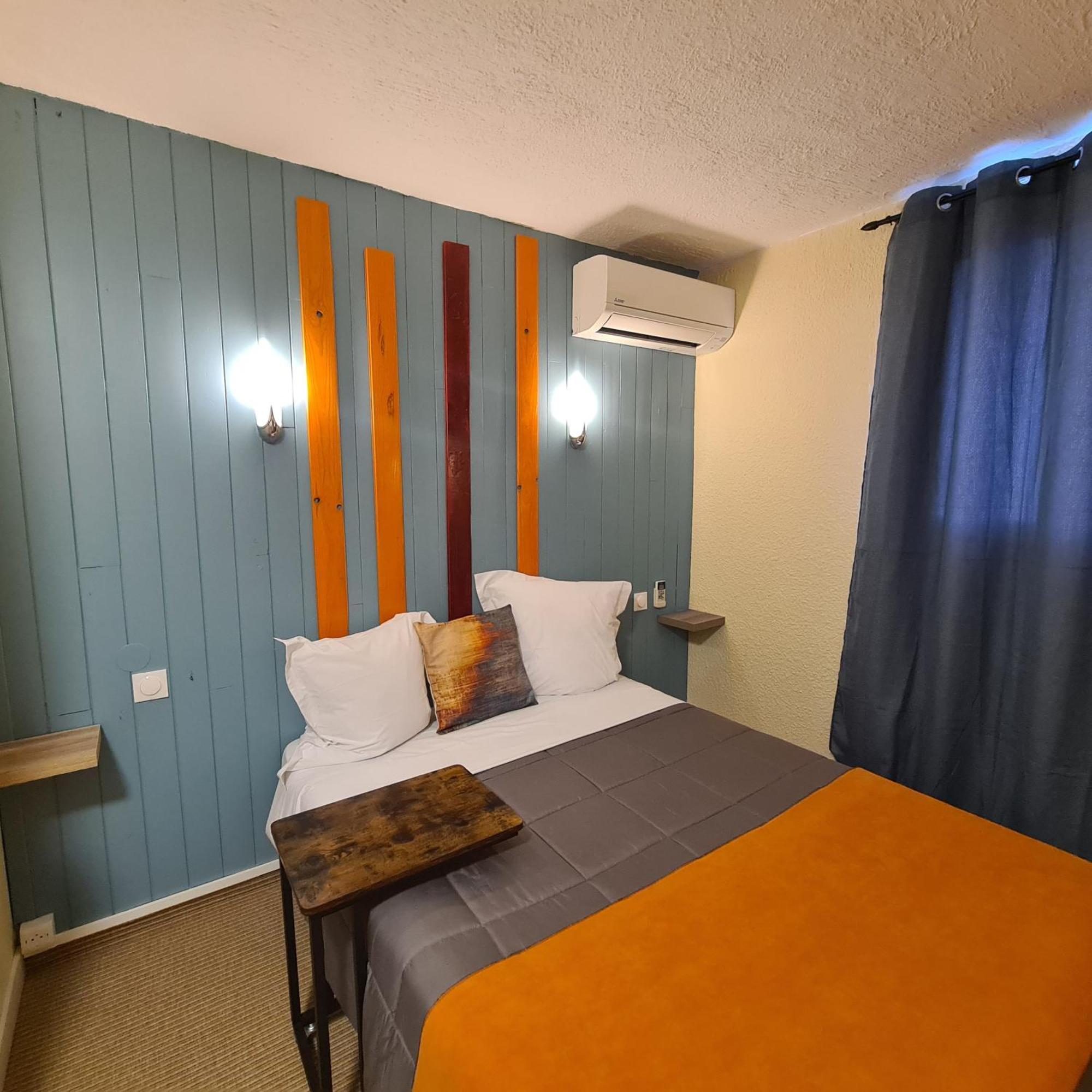 קרקסון Hotel L'Etoile Aeroport - A61 מראה חיצוני תמונה