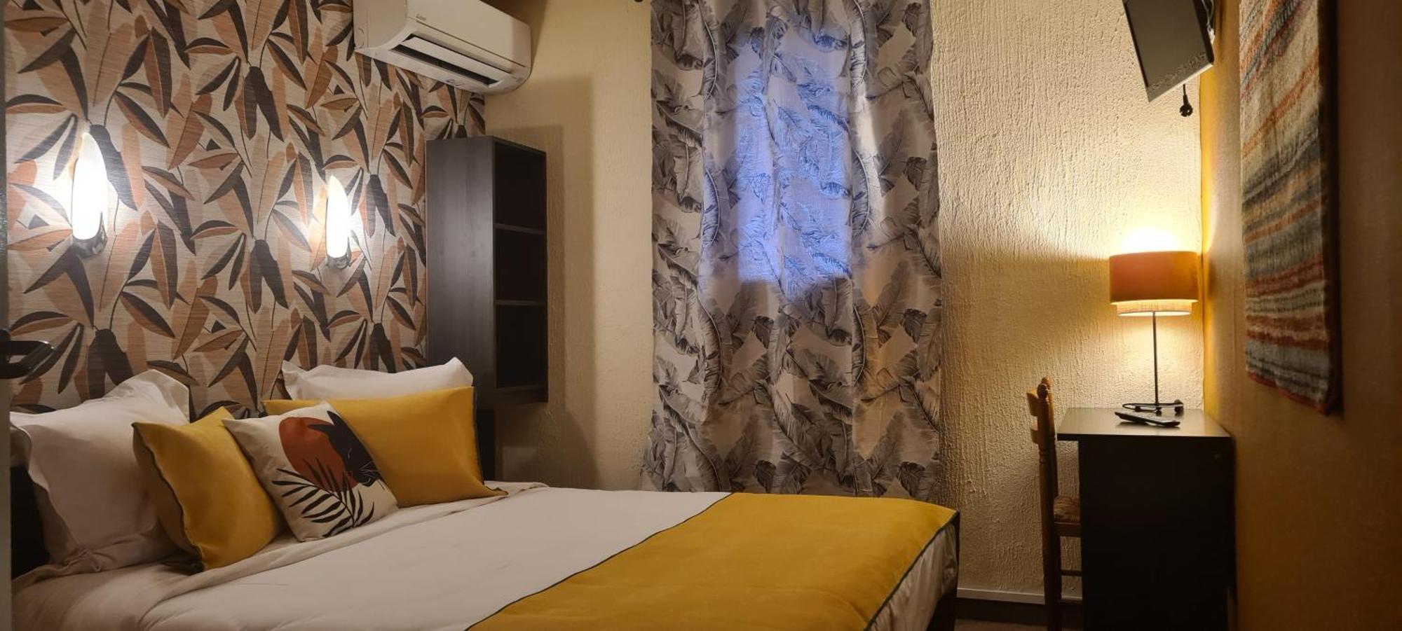 קרקסון Hotel L'Etoile Aeroport - A61 מראה חיצוני תמונה