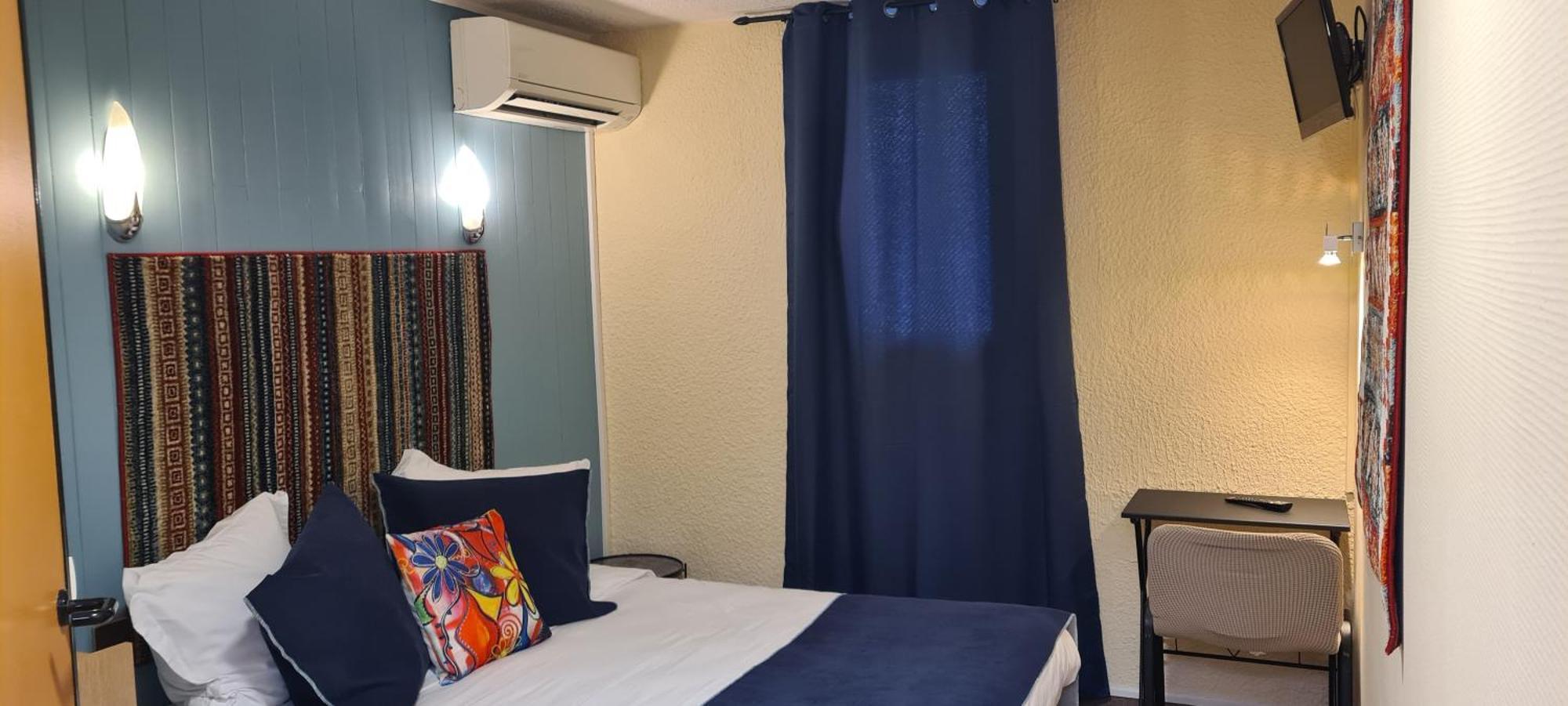 קרקסון Hotel L'Etoile Aeroport - A61 מראה חיצוני תמונה
