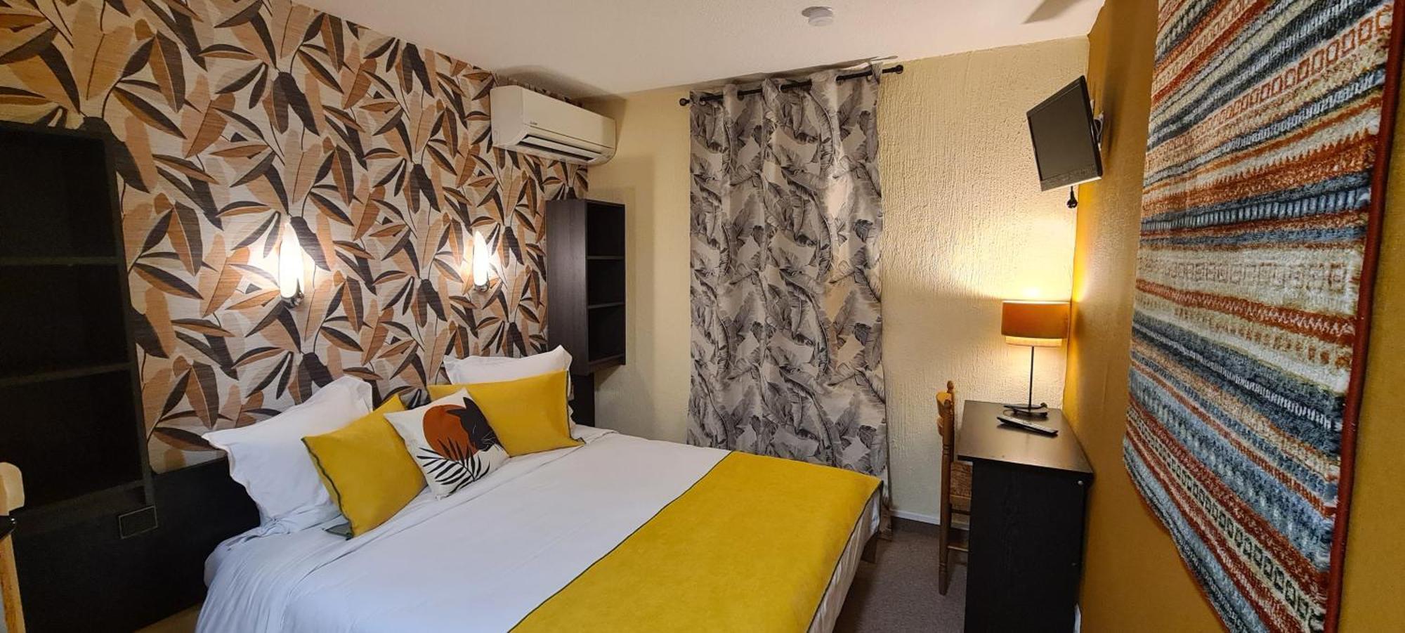 קרקסון Hotel L'Etoile Aeroport - A61 מראה חיצוני תמונה